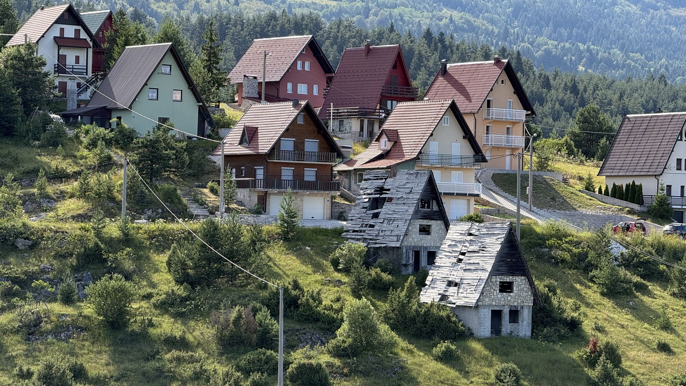 Planinsko okruženje kuće u Čajuši